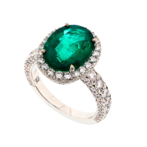 Bague de fiançaille en émeraude